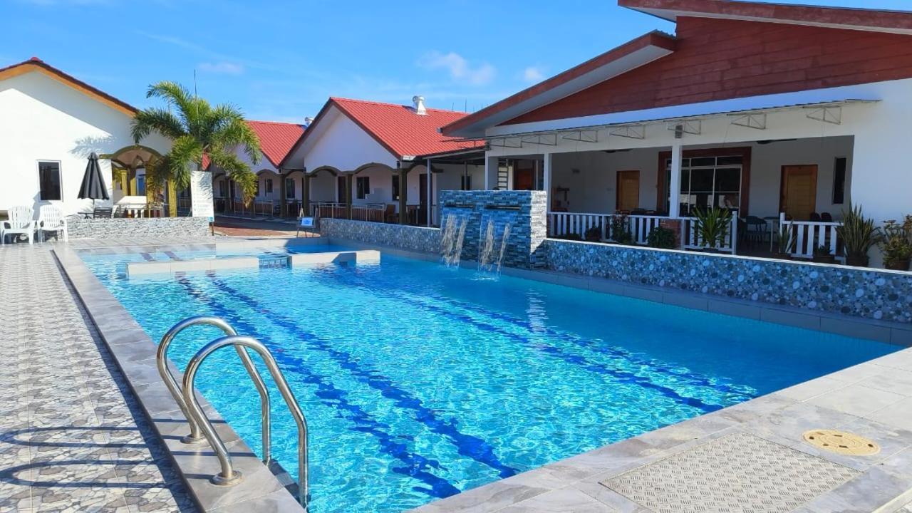 The Nutshell Chalet Langkawi Pantai Cenang  Exterior foto